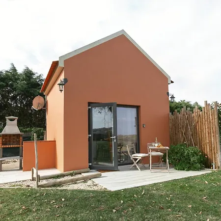 Quinta Dos Castanheiros Дом отдыха Usseira