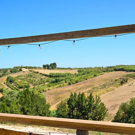 Quinta Dos Castanheiros Feriehus Usseira